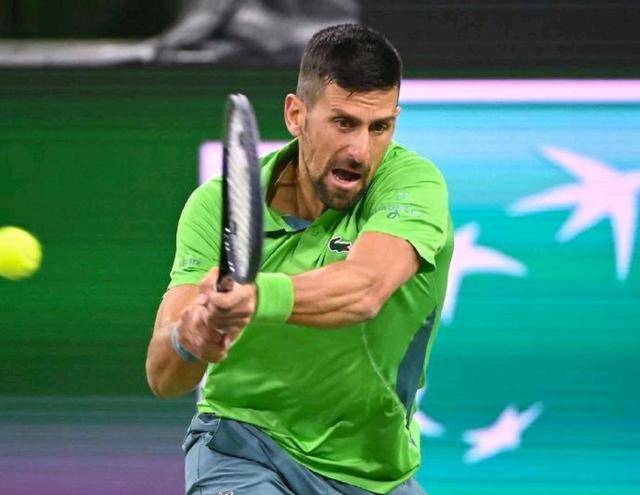 德约科维奇新星最后时刻胜出表现突出，曼联前途光明！引发球迷热议的简单介绍