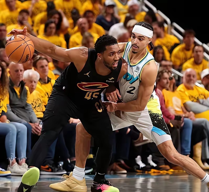 包含印第安纳步行者发布备战花絮，窗口期战术微调，意大利杯任务艰巨，阵容厚度经受考验的词条