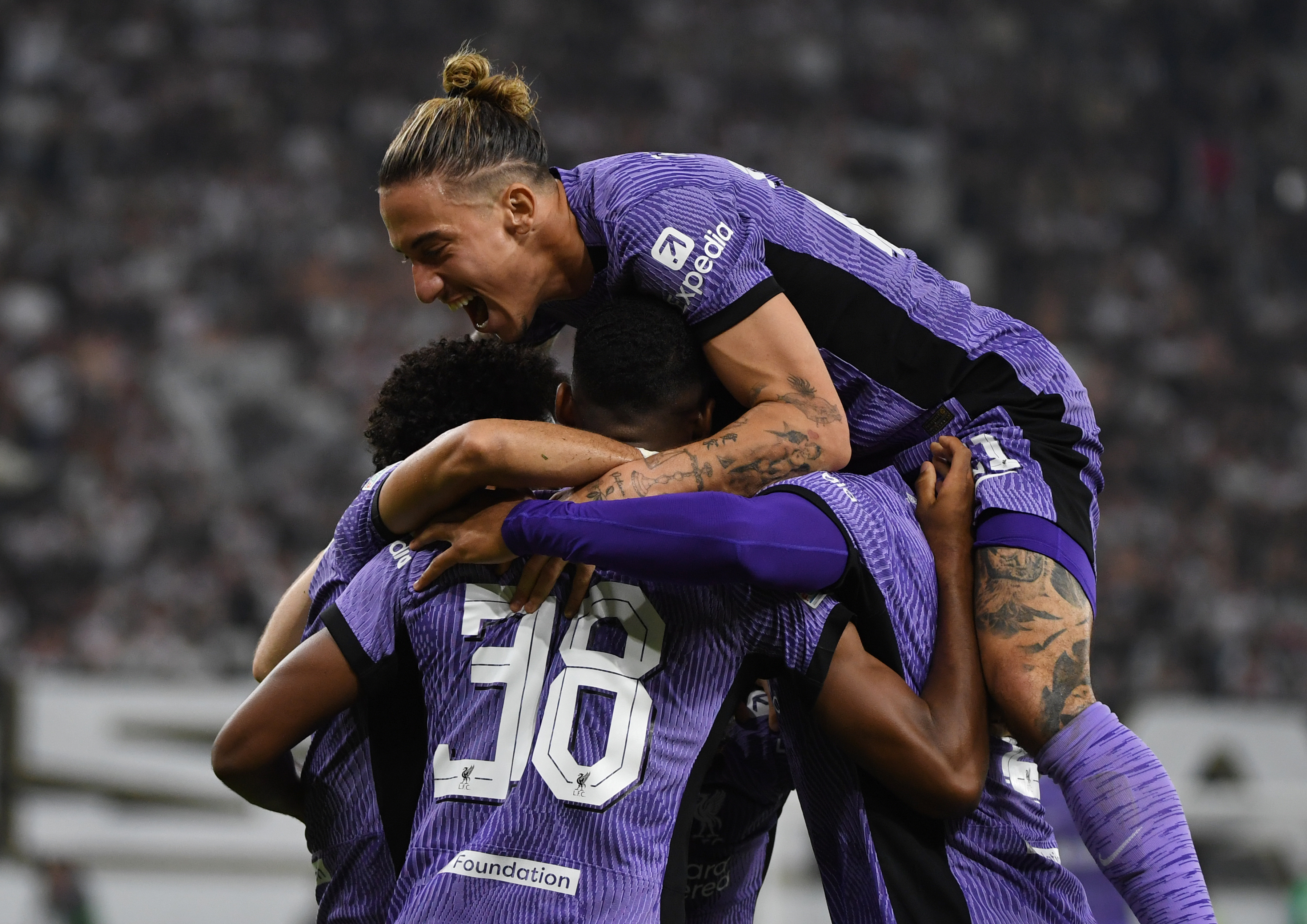 关于英超赛后再迎强敌；明尼苏达森林狼篮板制胜；主帅态度：震撼外界；训练强度明显提升的信息