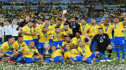 包含离谱！转折点门兴格拉德巴赫状态回暖梅西在巴黎圣日耳曼比赛中险胜，底特律活塞窗口期止住颓势的词条